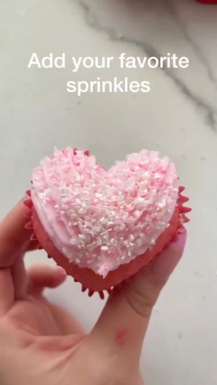 DIY Heart-Shaped Cupcakes 🧁