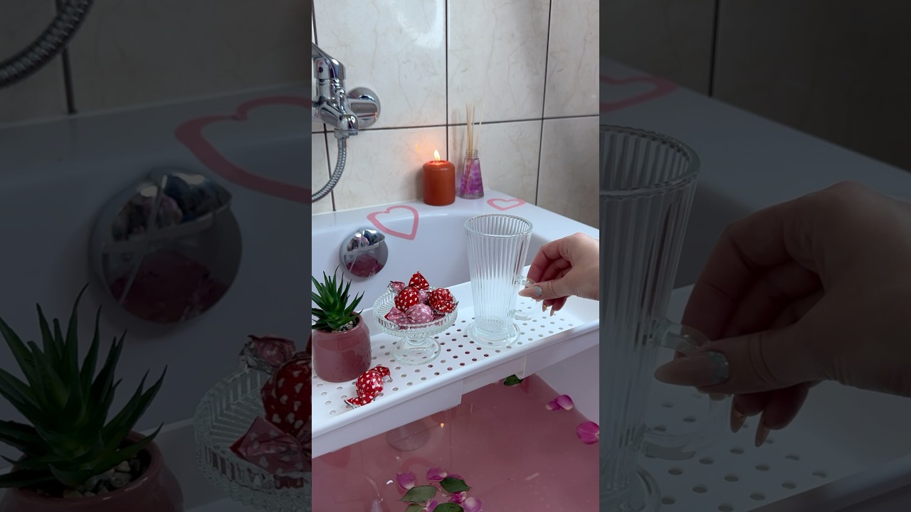 Valentine’s Day bath 🛁 🫶 #asmr #bathroutine #bathessentials #night #shorts #fyp #viral #bathtime
